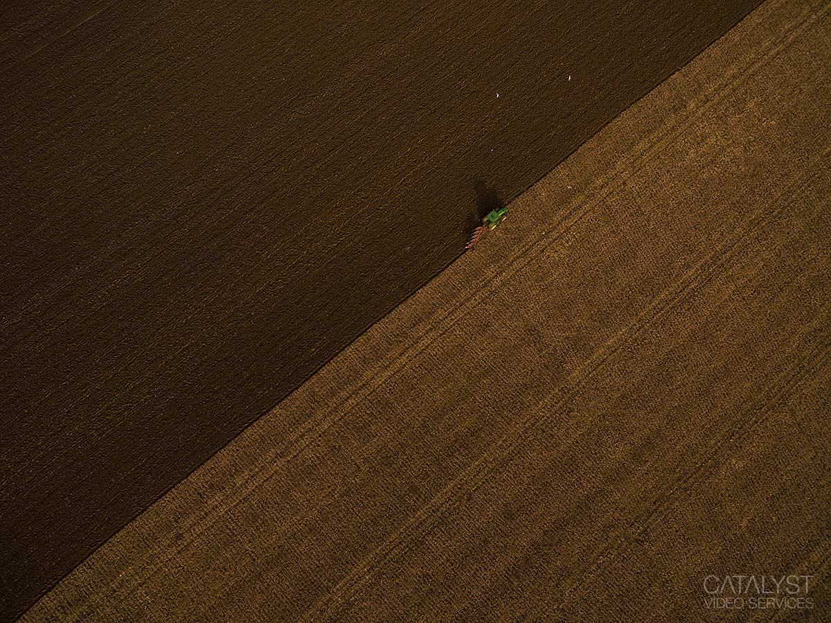 Farming in Great Gidding - ploughing Autumn 2016 