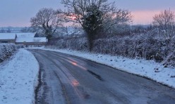 Snow in Great Gidding January 2013 - Chapel End