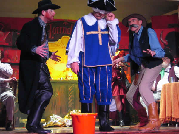 Aladdin Goes West - Great Gidding Panto 2005