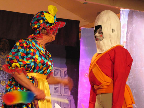 Great Gidding panto 2006 - Humpty Dumpty