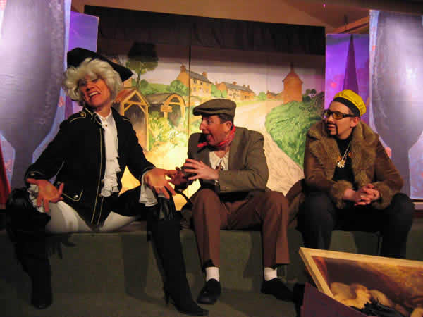 Great Gidding panto 2006 - Humpty Dumpty