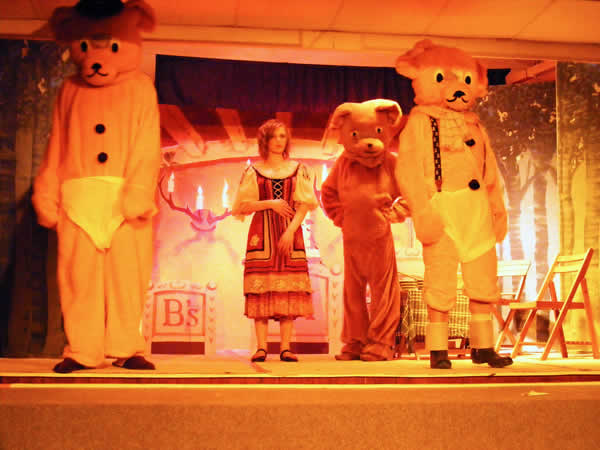 Great Gidding Panto 08