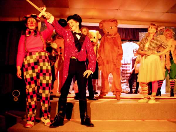 Great Gidding Panto 08