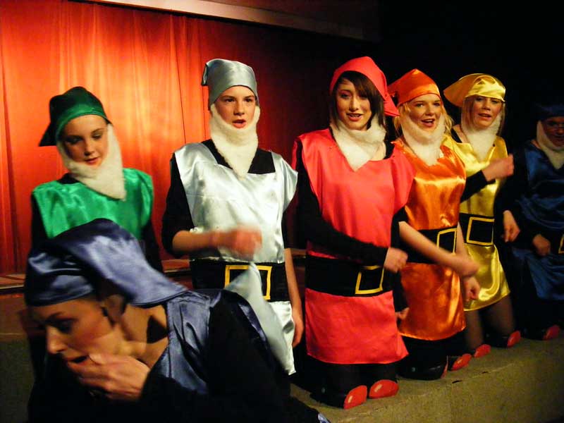 Great Gidding Panto 10